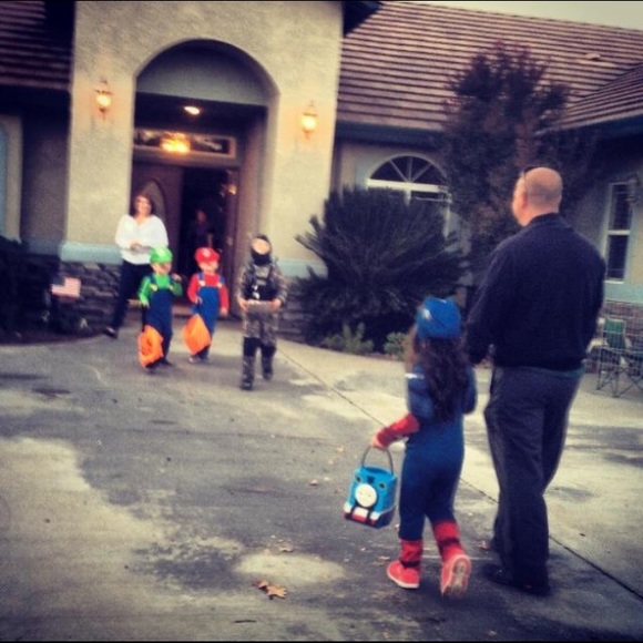 Join me as I start the adventure of a boutique! - Picture 5 of 8